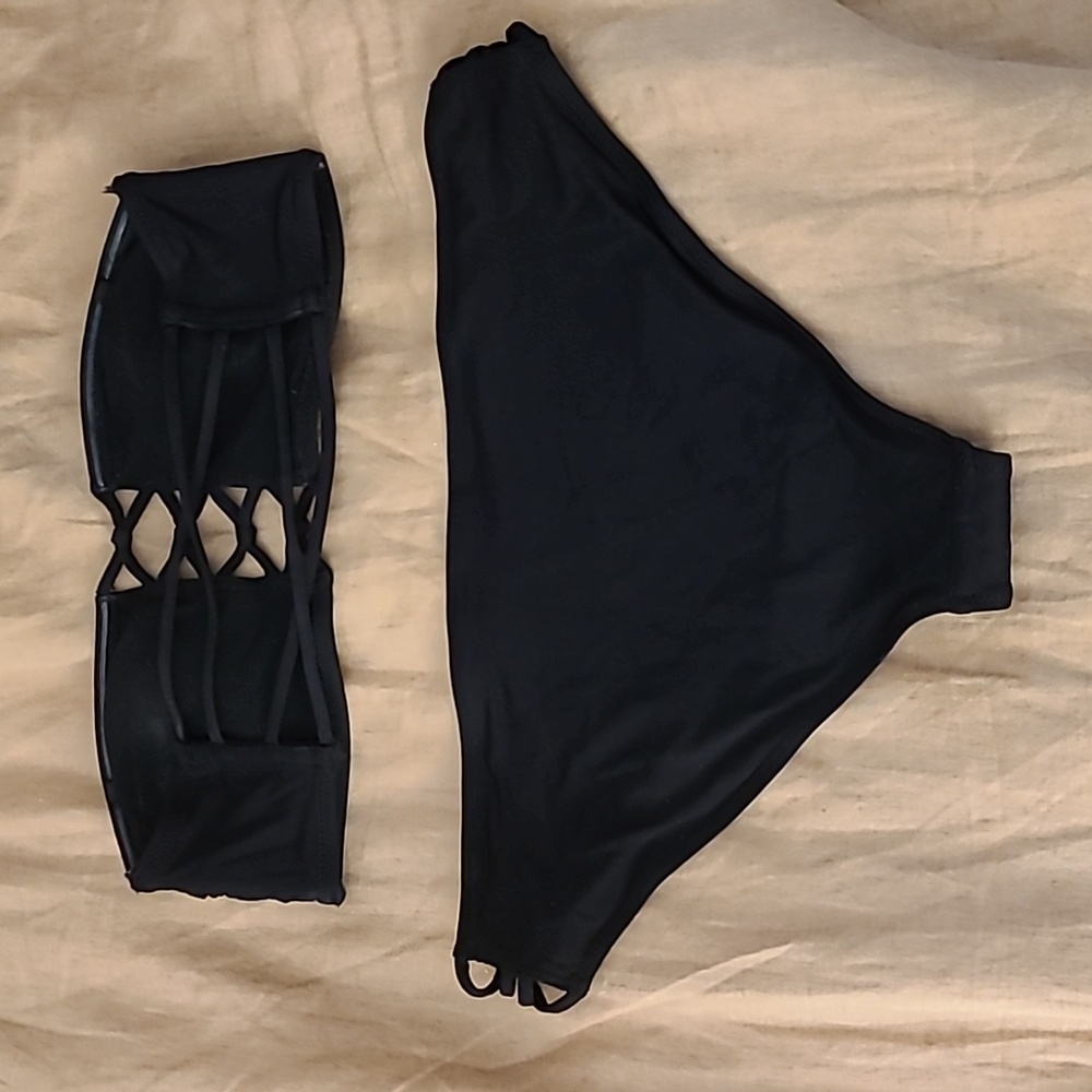 H&M Bikini - Picture 2 of 2
